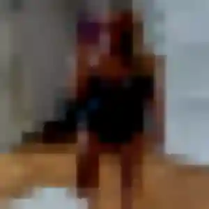Découvre Anne-Marie, 25 ans à Aubigny-sur-Nère en privé