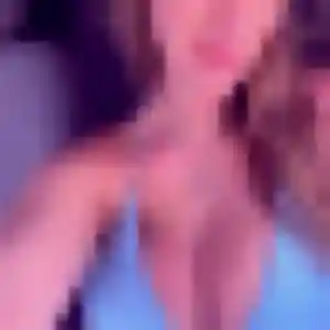 Rejoins Dorothee, 21 ans à Aurillac en privé