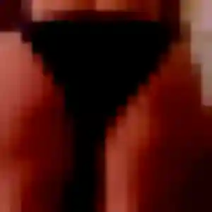 Marine, 28 ans, connectée à Auriol pour une rencontre coquine