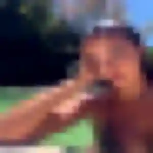 Photo de Corinne à Avranches (19 ans) - rencontre libertine anonyme