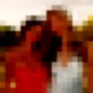 Rencontre Louna, 22 ans à Blanquefort en privé