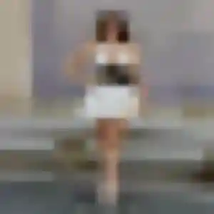 Lucienne, fille de 22 ans cherche rencontre libertine à Boé