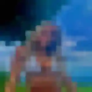 Naomi (21 ans) à Boulogne-sur-Mer propose une rencontre ce soir