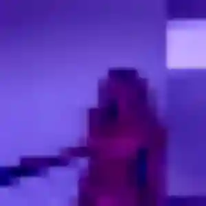 Orane, 26 ans, connectée à Bourg-lès-Valence pour un rencontre libertine