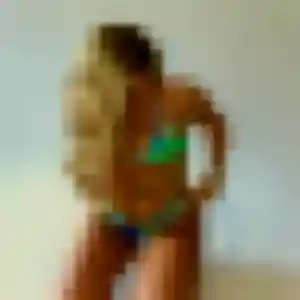 Sexy Gladys, 34 ans à Breuillet - voir sa photo