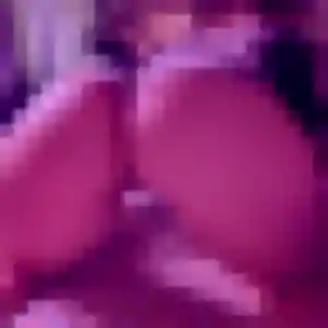 Jeanne, femme de 22 ans cherche rencontre libertine à Bricquebec-en-Cotentin