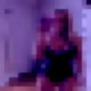 Domitille, 42 ans, en ligne à Carnoux-en-Provence pour une rencontre coquine