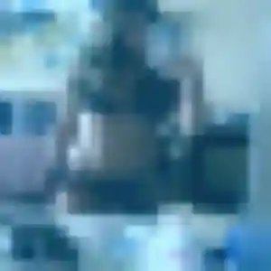 Inaya, 21 ans, en ligne à Carros pour une rencontre coquine
