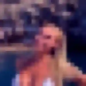 Veronique, 20 ans, disponible à Caumont-sur-Durance pour une rencontre coquine