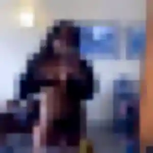 Viviane, 19 ans, cherche un rencontre libertine à Chamalières
