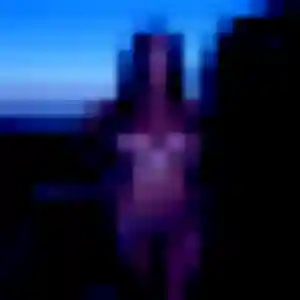 Rejoins Clemence, 22 ans à Champs-sur-Marne en privé