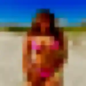 Rejoins Ines, 39 ans à Chartres-de-Bretagne en privé