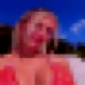 Dounia, femme de 45 ans propose rencontre libertine à Châteaugiron