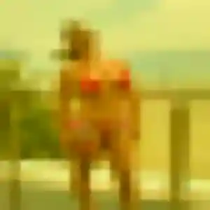 Nadine, 27 ans, cherche un rencontre libertine à Châteauroux
