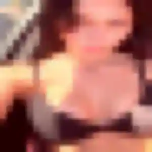 Julie, 26 ans, connectée à Chenôve pour une rencontre coquine