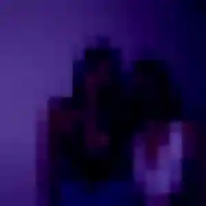 Isabella, femme de 19 ans cherche rencontre libertine à Comines