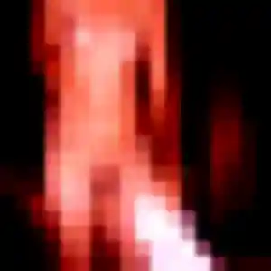 Brune, 20 ans, connectée à Donges pour une rencontre coquine
