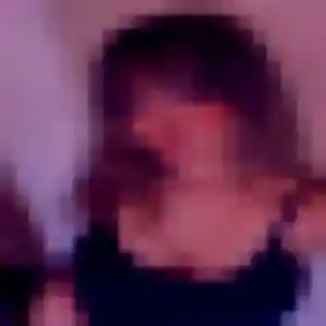 Uranie, 34 ans, en ligne à Élancourt pour une rencontre coquine