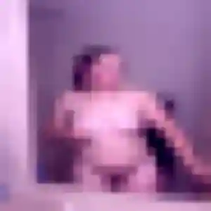 Constance, femme de 19 ans propose rencontre libertine à Entrelacs