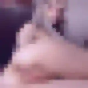 Contacte Julie, 22 ans à Ernée en t'inscrivant