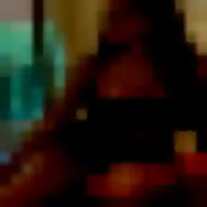 Photo de Iseult à Francheville (29 ans) - rencontre libertine anonyme