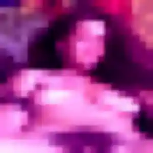 Charmante Nina, 33 ans à Gières - voir sa photo