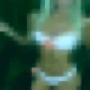 Ingrid (22 ans) à Inzinzac-Lochrist cherche un rencontre libertine ce soir