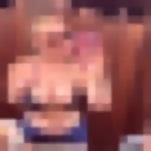 Yvette, 21 ans, disponible à La Ferté-Bernard pour une rencontre coquine