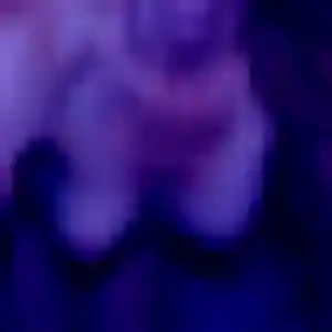 Marie (23 ans) à La Hague propose une rencontre rapidement