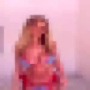 Anne-Laure (45 ans) à Le Muy attend un rencontre libertine aujourd'hui