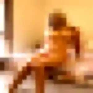 Azalee, femme de 34 ans veut rencontre libertine à Le Péage-de-Roussillon