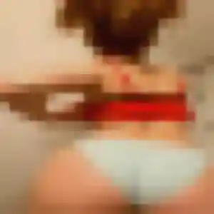 Ava, 20 ans, dispo pour rencontre libertine à Le Taillan-Médoc