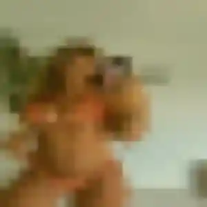 Profil de Aurore à Lisses (22 ans) - rencontre libertine discret