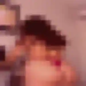 Rejoins Ameline, 21 ans à Louveciennes en privé