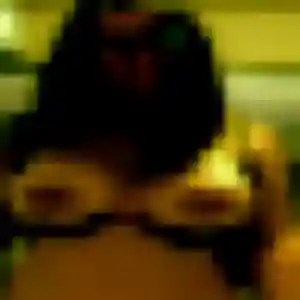 Yasmina, femme de 20 ans veut rencontre libertine à Lys-lez-Lannoy