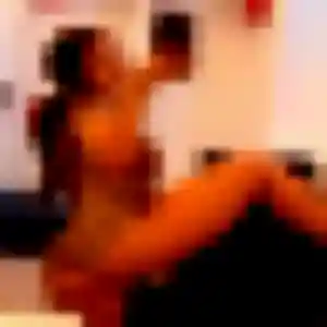 Profil de Karine à Montval-sur-Loir (20 ans) - rencontre libertine anonyme