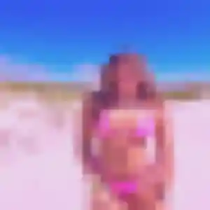 Contacte Aurore, 22 ans à Ollioules en privé