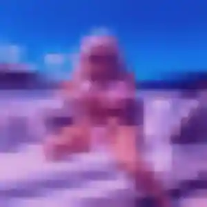 Prisca, 20 ans, en ligne à Oyonnax pour une rencontre coquine