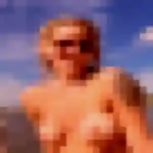 Photo de Flore à Petite-Île (24 ans) - rencontre libertine discret