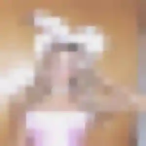 Contacte Debora, 22 ans à Plaisir en privé