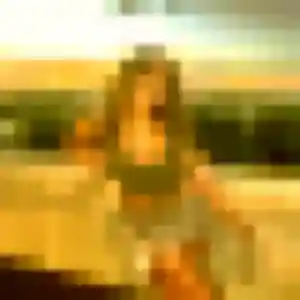 Contacte Fiona, 24 ans à Rousset en privé