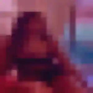 Bernadette, 40 ans, disponible à Saint-André-de-la-Roche pour une rencontre coquine