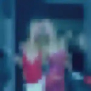 Découvre Romina, 44 ans à Saint-Aubin-de-Médoc gratuitement