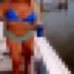 Laura, 26 ans, dispo pour rencontre libertine à Saint-Mandrier-sur-Mer