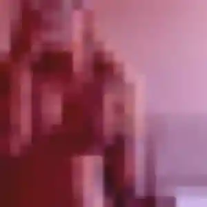 Rejoins Romane, 35 ans à Saint-Pierre en t'inscrivant
