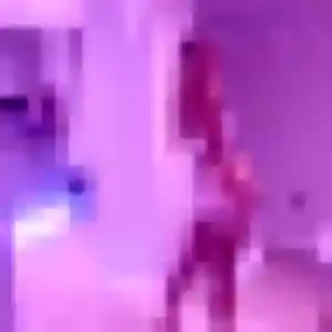 Photo de Anouk à Saint-Pierre-en-Faucigny (36 ans) - rencontre libertine gratuit