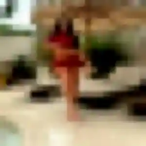 Ursula, fille de 22 ans cherche rencontre libertine à Saint-Rémy