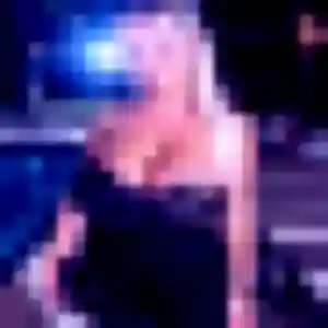 Photo de Sixtine à Saint-Victoret (41 ans) - rencontre libertine anonyme