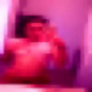 Photo de Lily à Salazie (27 ans) - rencontre libertine anonyme
