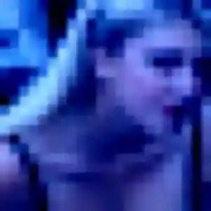 Découvre Leila, 25 ans à Scionzier en privé